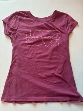 Wound Up Plum Crewneck Tee with LOVE Print